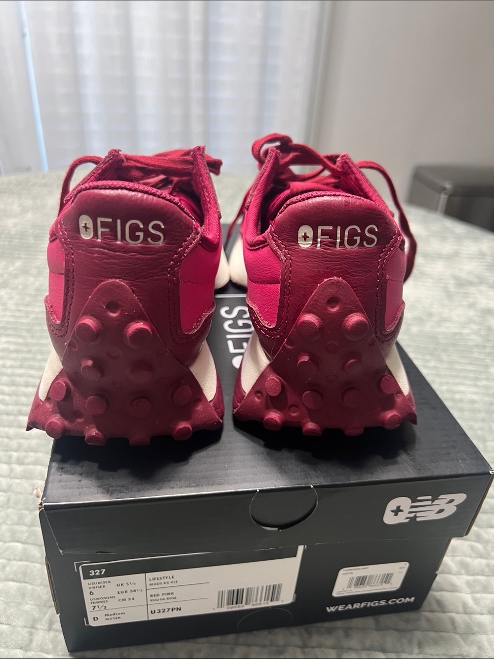 Figs New Balance 327 Sneakers - Picture 7 of 15